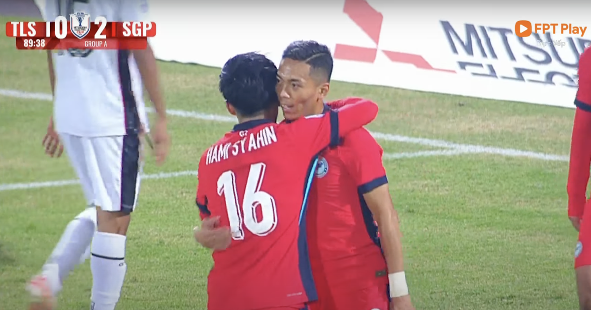 Singapour remporte 2 matchs consécutifs, la course à trois dans le groupe A s'intensifie