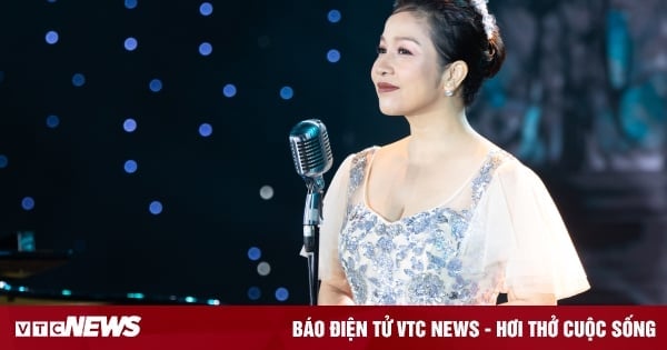 Mỹ Linh, Tùng Dương và dàn nghệ sĩ tham gia chương trình đón năm mới của VTV