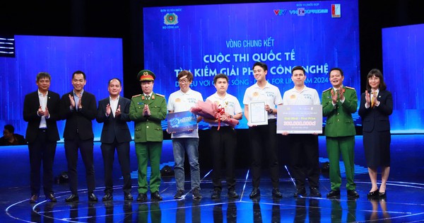 Vietcombank đồng hành cùng cuộc thi Data for Life 2024