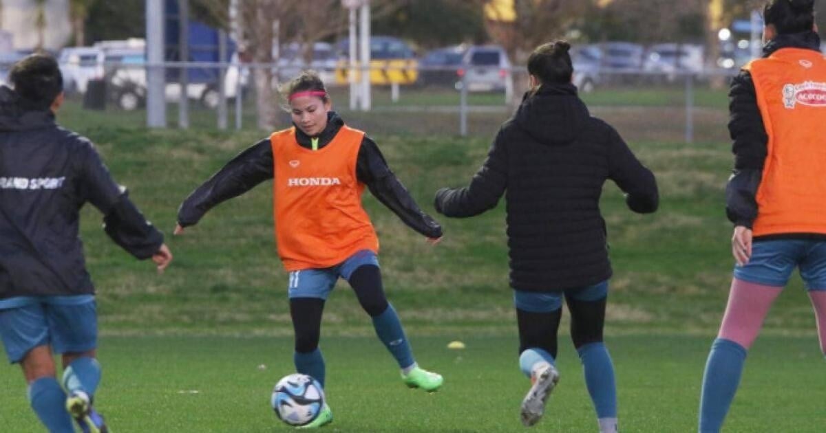 2023年ワールドカップ前夜、FIFAはベトナム女子チームに予期せぬ贈り物を贈った