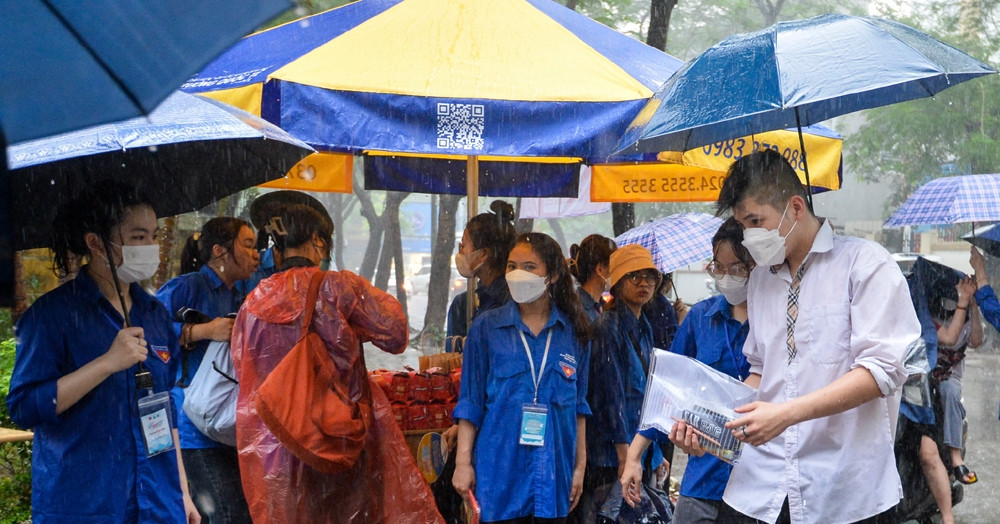 北東部からゲアン省、中央高地、南部にかけて雨が降る