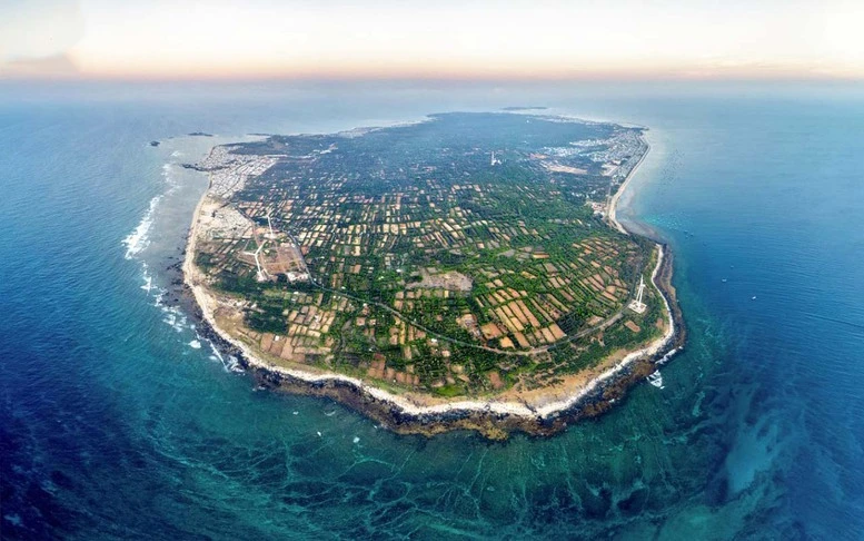 Ausbau der Insel Phu Quy zu einem Zentrum für Ausbeutung, Fischereilogistikdienste, kombiniert mit Suche und Rettung auf See