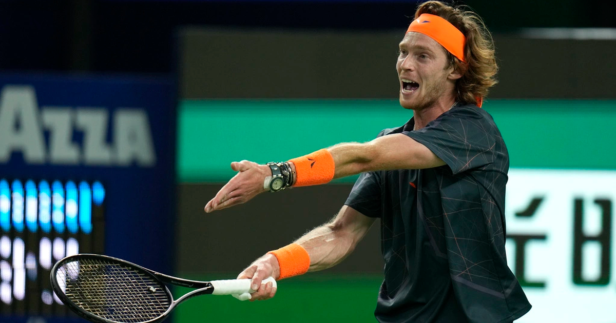 Andrey Rublev giành vé dự ATP Finals, Casper Ruud bị loại ở Basel Open