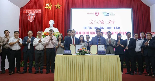 L'Université nationale de Ho Chi Minh-Ville et l'Université de Hué reconnaîtront mutuellement leurs crédits.