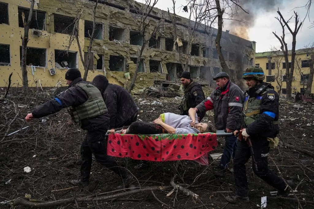 New York Times получает Пулитцеровскую премию 2023 года за освещение войны на Украине, фото 2