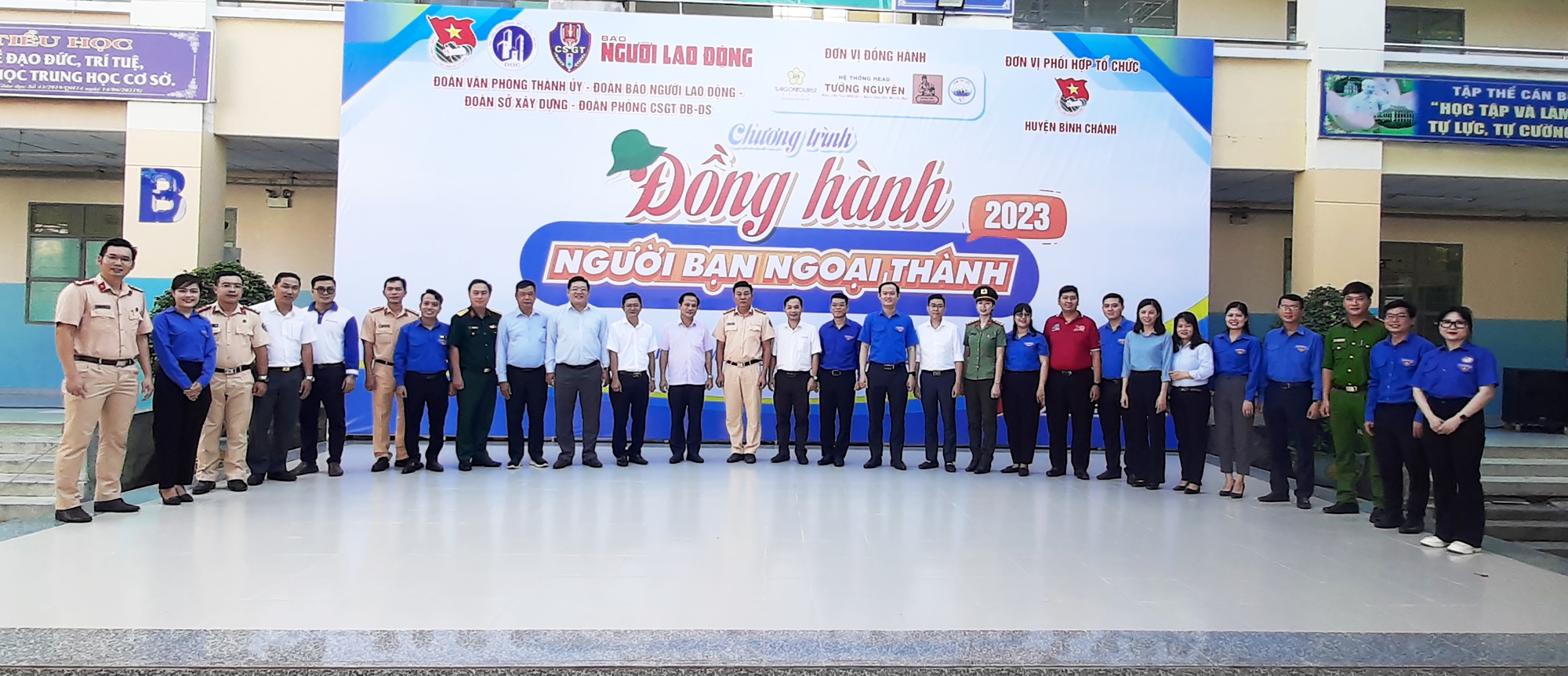 Chương trình “Đồng hành người bạn ngoại thành” đầu tiên tại TP HCM - Ảnh 1.