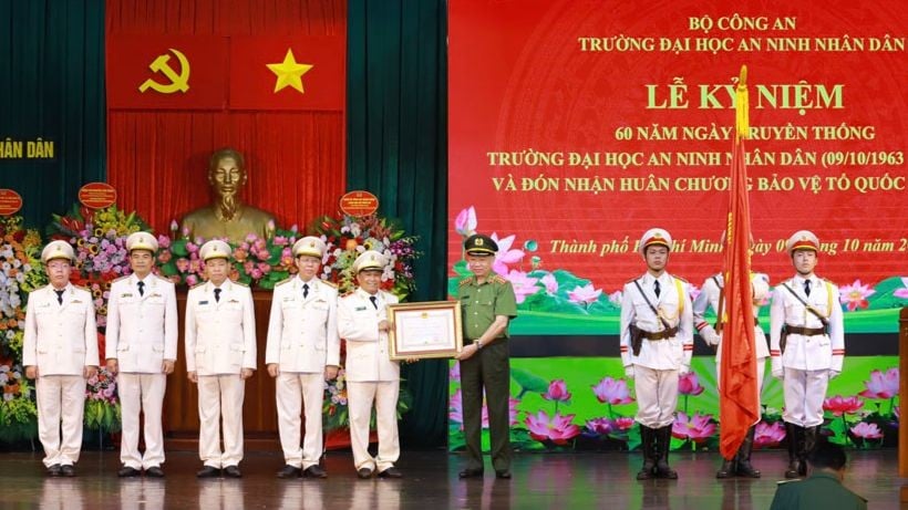 Đại học An ninh nhân dân kỷ niệm 60 năm Ngày truyền thống và đón nhận Huân chương Bảo vệ Tổ quốc hạng Nhì