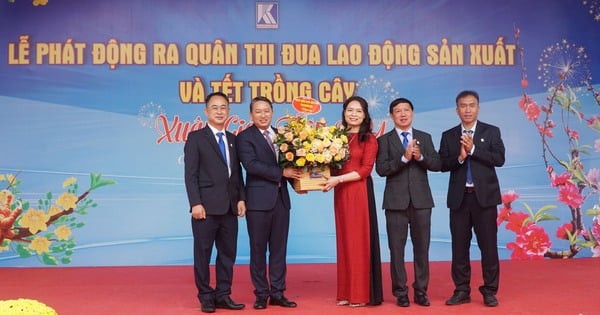 Bí thư Khánh Hòa phát động ra quân thi đua lao động sản xuất đầu năm