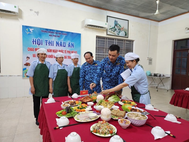 Hội phụ nữ Trung đoàn Tàu ngầm tổ chức Hội thi nấu ăn chào mừng ngày 8/3