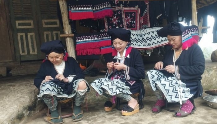 Support the preservation of Dao ethnic culture in Hoa Binh and Bac Kan