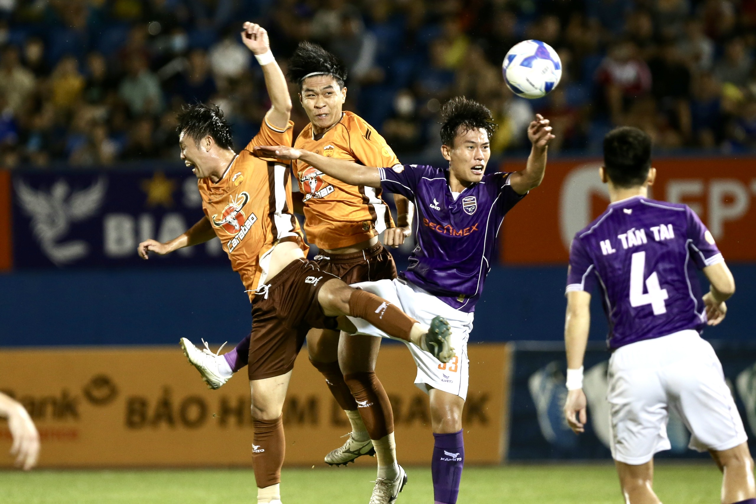 Tiến Linh, Minh Khoa, Việt Cường tỏa sáng rực rỡ: CLB Bình Dương 'hủy diệt' HAGL 4-1- Ảnh 1.