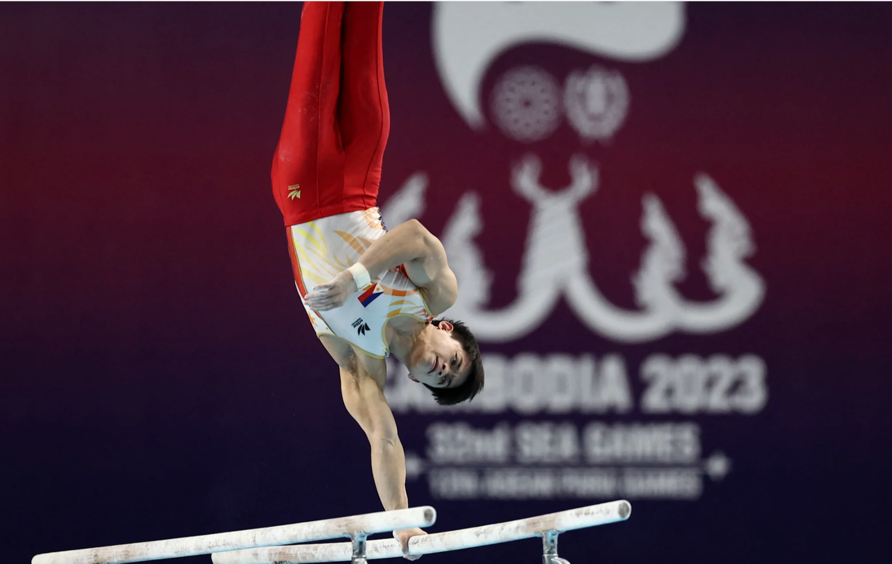 Carlos Yulo: Nhà vô địch thế giới thống trị thể dục dụng cụ SEA Games - Ảnh 3.