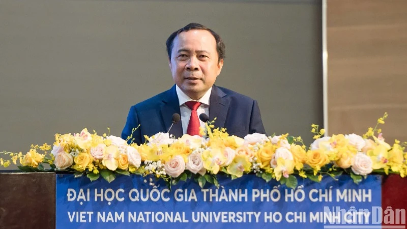 Đổi mới quản trị đại học theo hướng hiện đại