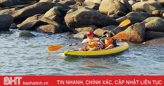 Nhiều trải nghiệm hấp dẫn chờ du khách ở biển Thiên Cầm