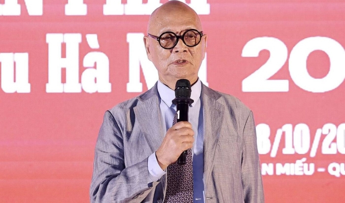 Professor Hoang Dao Kinh erhielt den Bui Xuan Phai Award.