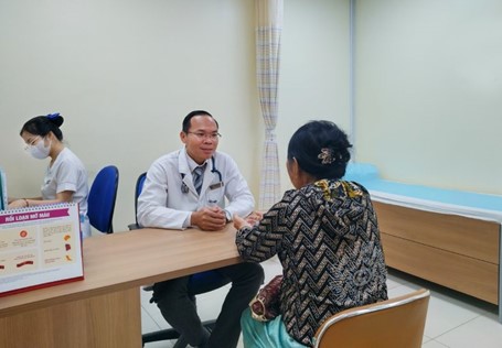 게으른 사람을 찾아 병을 치료해 주었는데, 환자는 갑자기 그것이 갑상선 기능 저하증 때문이라는 것을 알게 되었다. 사진 1