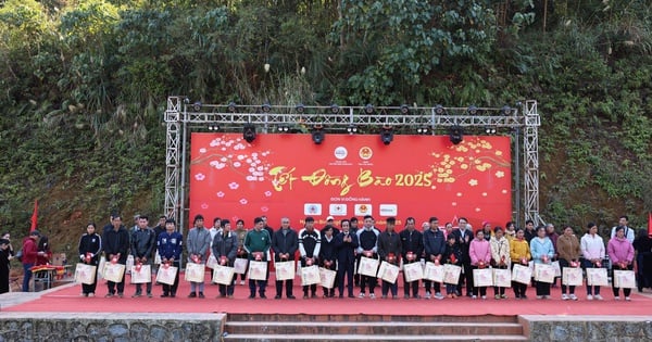 “Tet compatriots 2025” - Spreading loving values ​​to the community