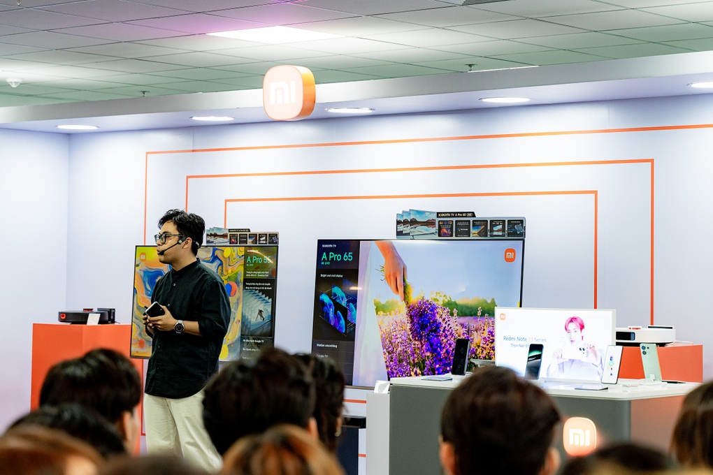CellphoneS mở bán loạt tivi QLED 2025, giá từ 6 triệu đồng - 2