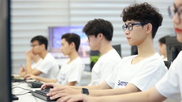 Samsung soutient la mise en œuvre d'activités de développement des talents technologiques au Vietnam