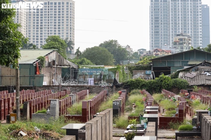 Chiêu đẩy giá nhà cạnh nghĩa trang khiến nhiều người mất tiền oan.