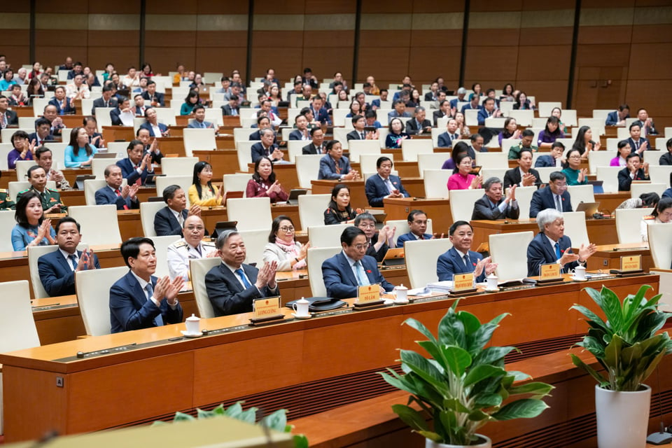 ภาพการประชุมสมัชชาแห่งชาติสมัยที่ 8 ครั้งที่ 15 - ภาพ: Quochoi.vn