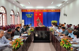 Standing Deputy Secretary of Pleiku City Party Committee works with mass organizations