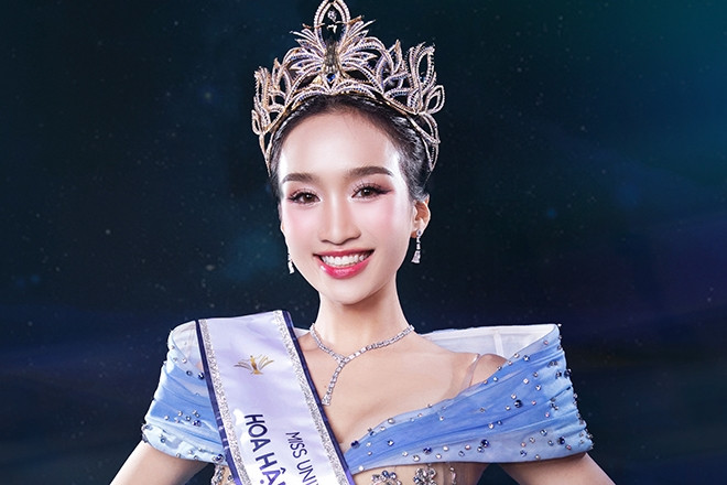 Beauty Duong Tra Giang is Miss Vietnamese Student, receiving an award worth more than 11 billion VND