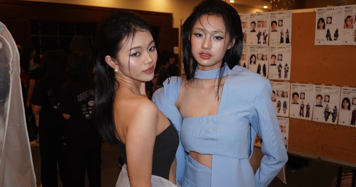 Gen Z in Hanoi organized a fashion show, designing more than 60 dresses themselves.