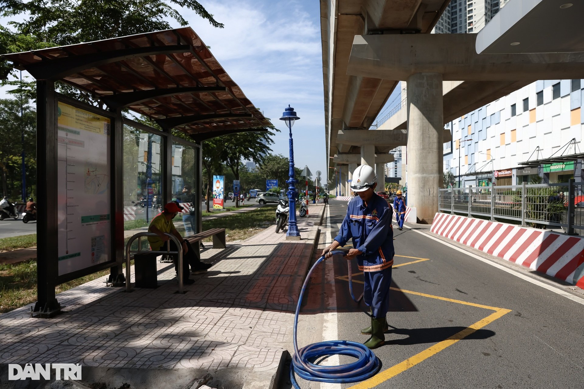 Metro số 1 và loạt tiện ích xung quanh các nhà ga - 4