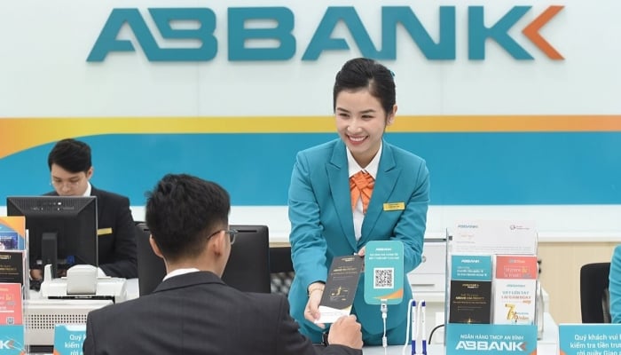 Nợ xấu tăng vọt, lợi nhuận ABBank “bốc hơi” 94% trong quý 2