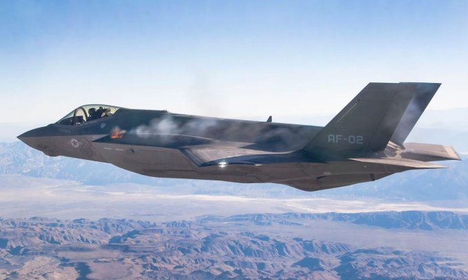 The US F-35A fighter first test-fired the GAU-22/A cannon in flight in 2015. Photo: JPO