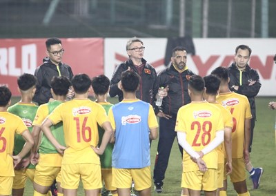 La selección sub-23 de Vietnam se centra en la preparación para el torneo asiático