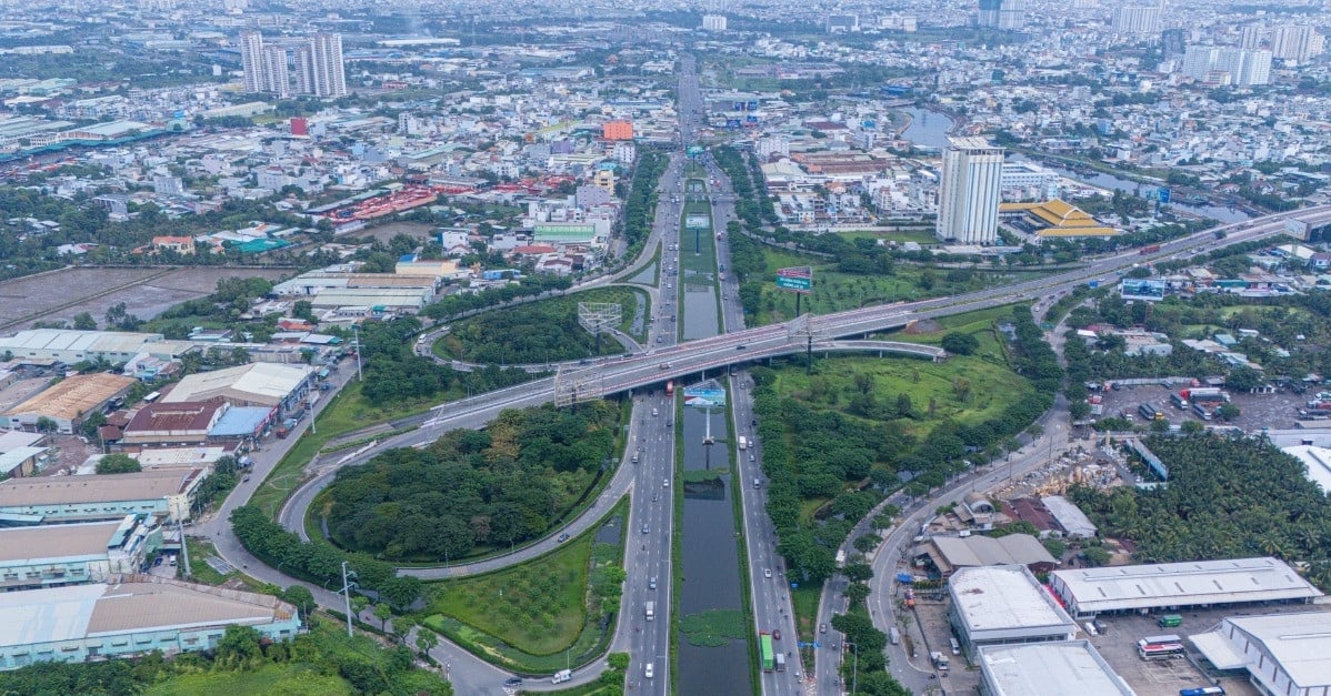 Ho-Chi-Minh-Stadt schlägt vor, den Park vor der Thong Nhat Hall und vier Zufahrtsstraßen umzubenennen