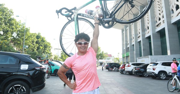 World bodybuilding champion competes at Bike for Peace Day