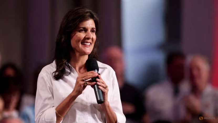 Haley raised $11 million to run against Trump photo 1