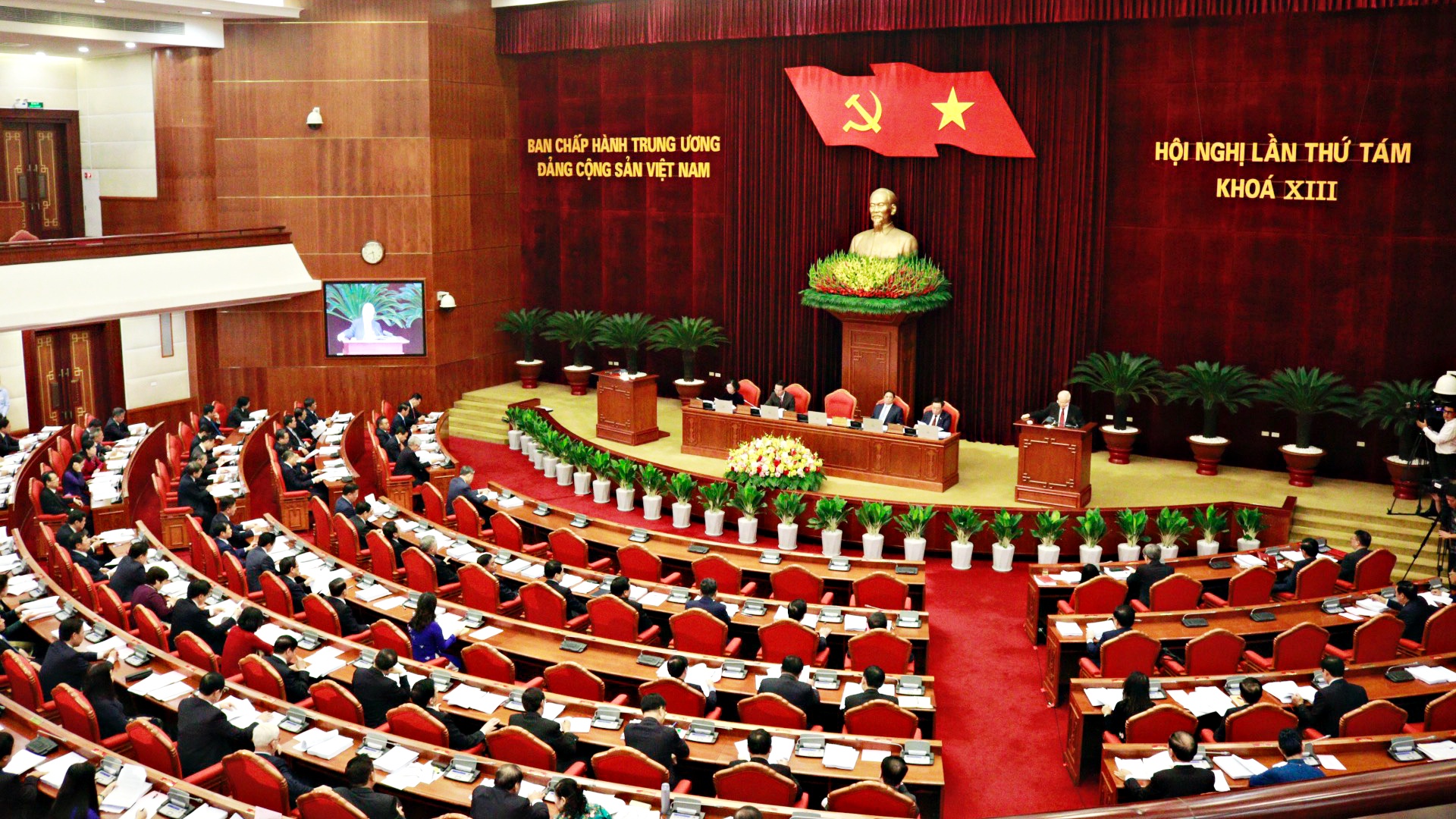 T.Ư Đảng thảo luận nâng cao chất lượng, hiệu quả chính sách xã hội - Ảnh 1.