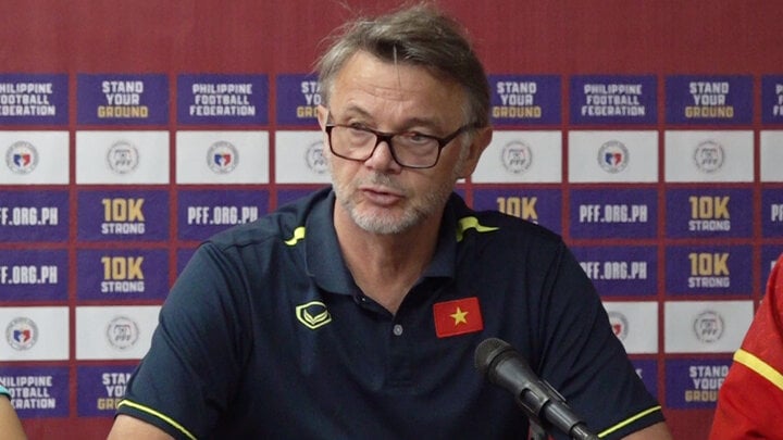 Trainer Troussier ist vor dem Spiel gegen die philippinische Mannschaft zuversichtlich. (Foto: VFF)