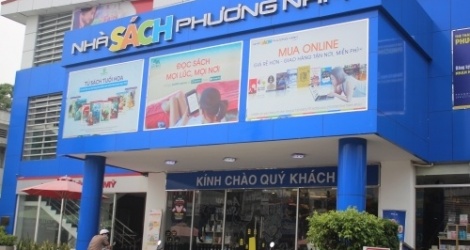 The largest shareholder divests all capital from Phuong Nam bookstore chain