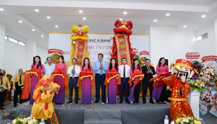 BAC A BANK tham gia thị trường tài chính ngân hàng tại mũi Cà Mau - Cực Nam của Tổ quốc