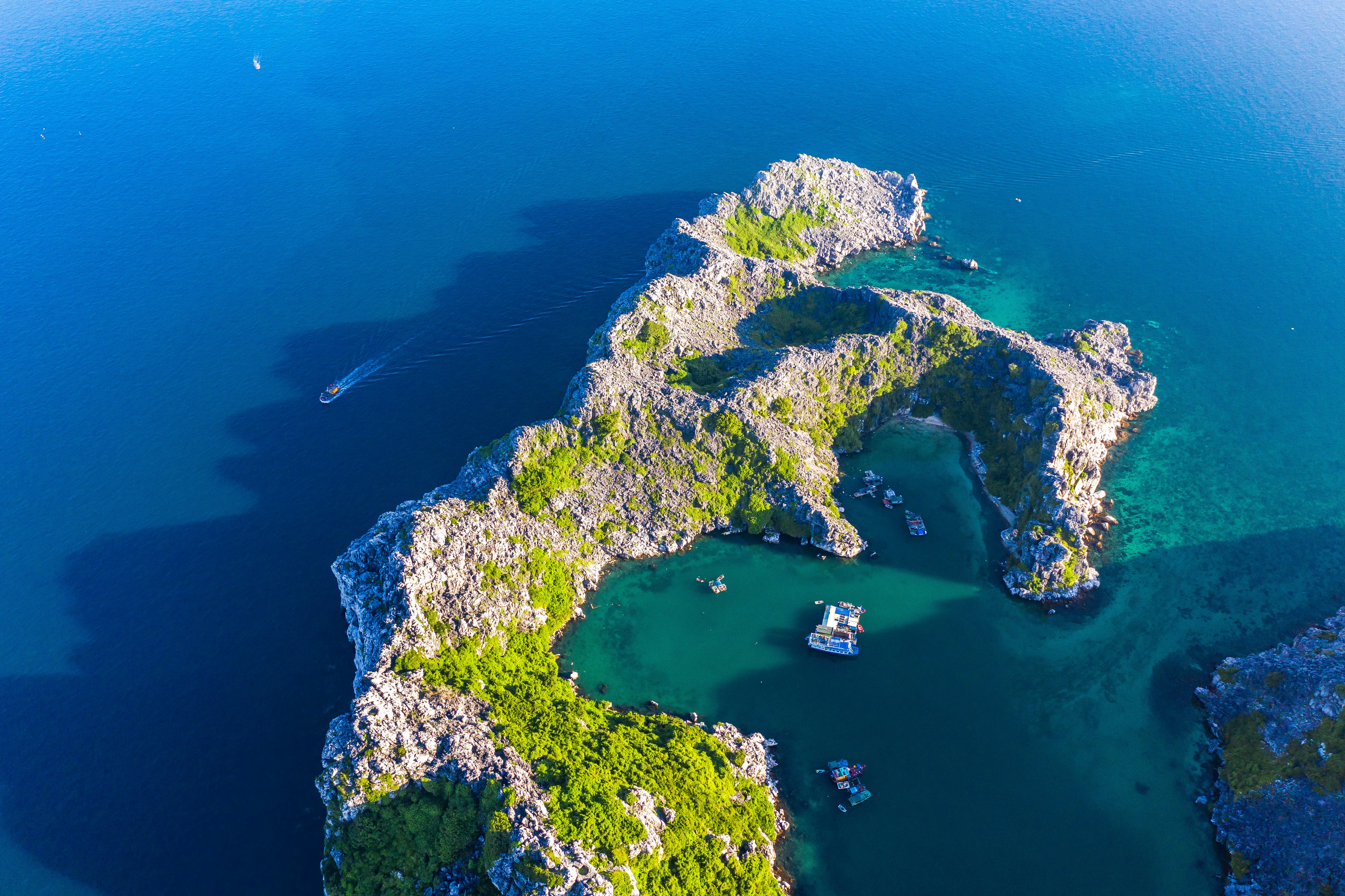 The wild and majestic beauty of Long Chau Island