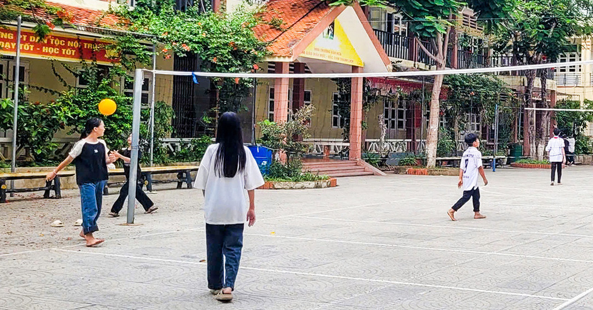 Überprüfung der Zulassung und Richtlinien für Schüler an allen Internaten in Thanh Hoa