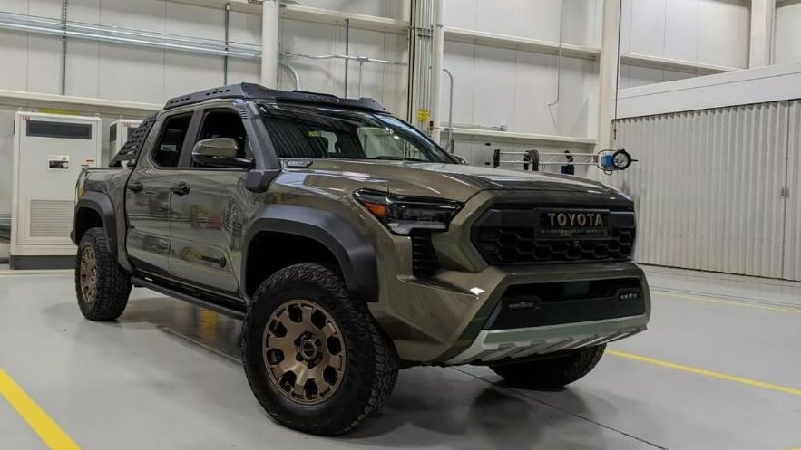 Toyota Tacoma 2024 លក់ក្នុងតម្លៃ ៧៩៩ លានដុង រូបភាព ១