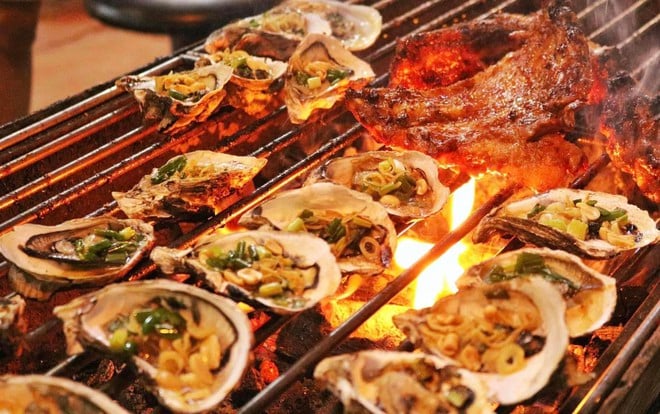 Những nhà hàng hải sản nổi tiếng với thực đơn buffet ‘hút khách’ tại Hải Phòng- Ảnh 2.