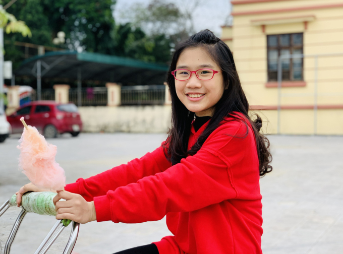 Bui Phuong Linh, class 7A3, Foreign Language Secondary School, Hanoi National University. Photo: Provided by the character