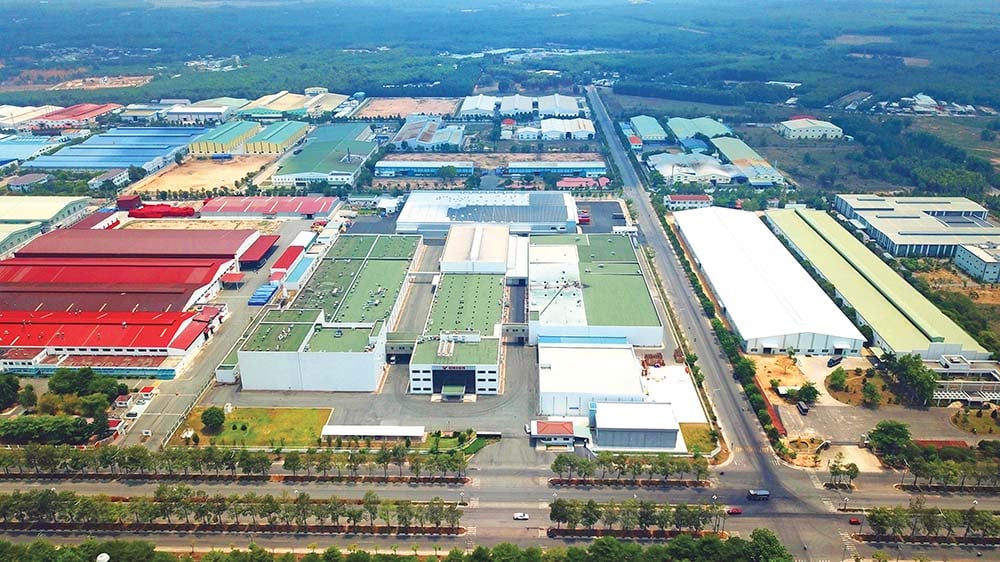 "Amateur" enterprises invest in industrial real estate