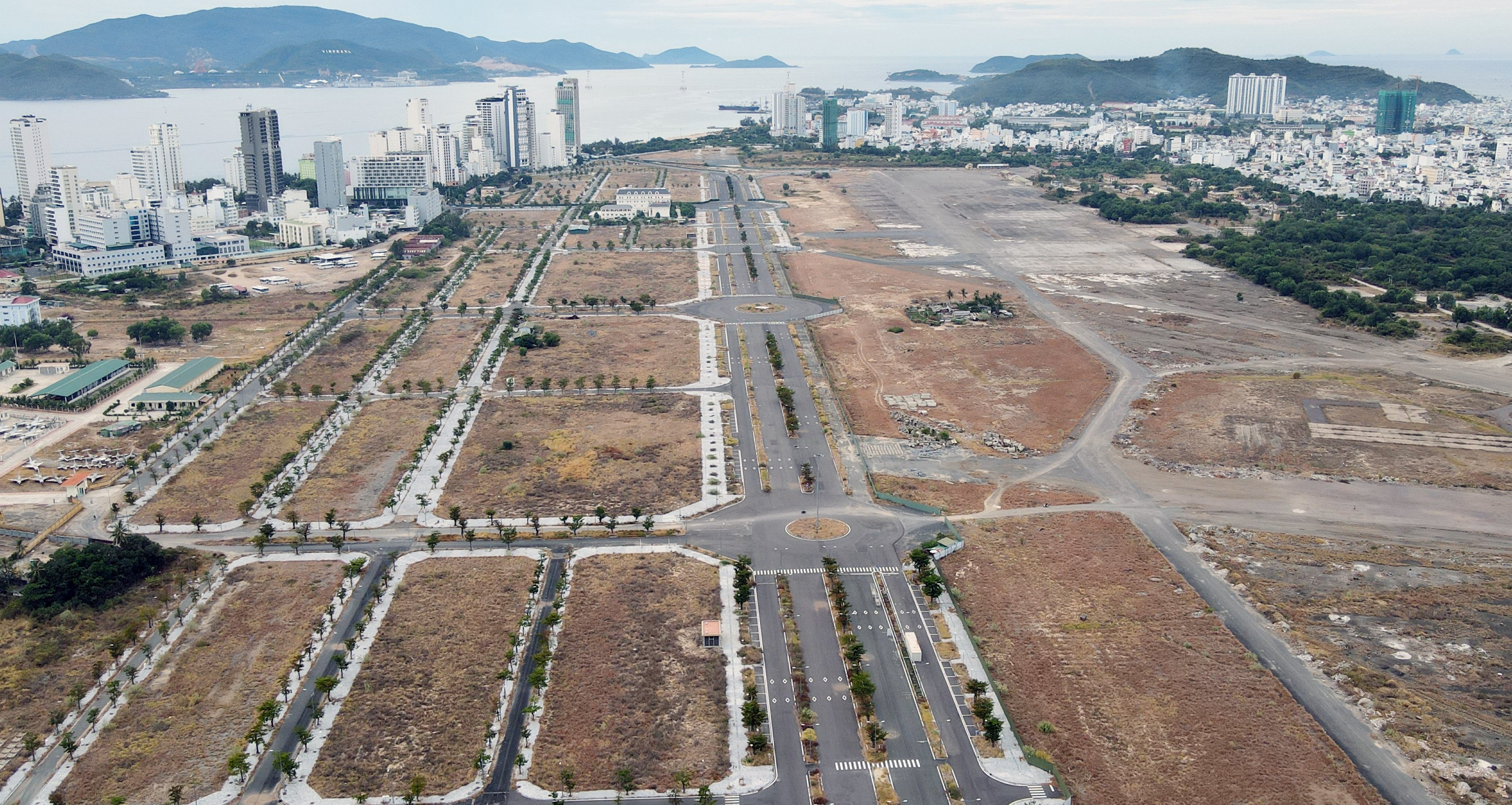 Transferencia a la Agencia de Investigación del Ministerio de Defensa Nacional para gestionar las violaciones terrestres en el aeropuerto de Nha Trang