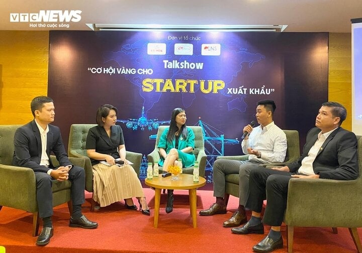 Talk show "Cơ hội vàng cho startup xuất khẩu" diễn ra tại TP.HCM. (Ảnh: Đại Việt)