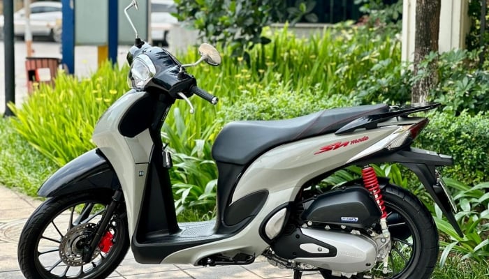 Giá xe Honda SH Mode nửa cuối tháng 5/2024, chênh nhẹ