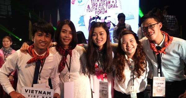 60 étudiants internationaux dotés d'un « potentiel de leadership » participent à un camp d'été à l'Université nationale de Hô-Chi-Minh-Ville