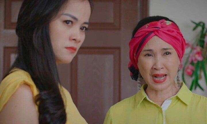 Thu Ha (left) plays the sister-in-law in the movie 